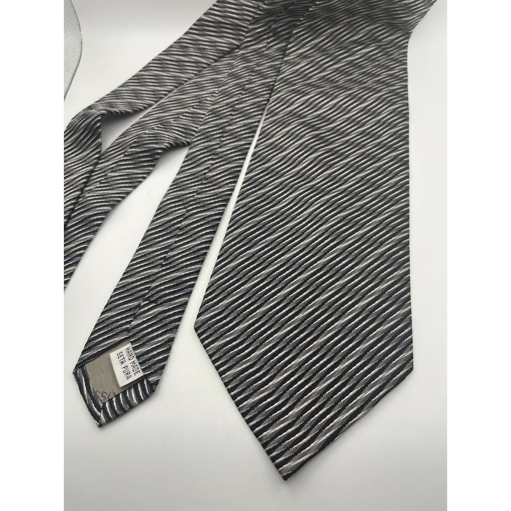 Tesoro Rosso Silver Black Diagonal Ribbed Silk Necktie Hand Made Italian Style
